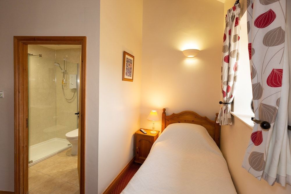 Church Farm Lodge 2
