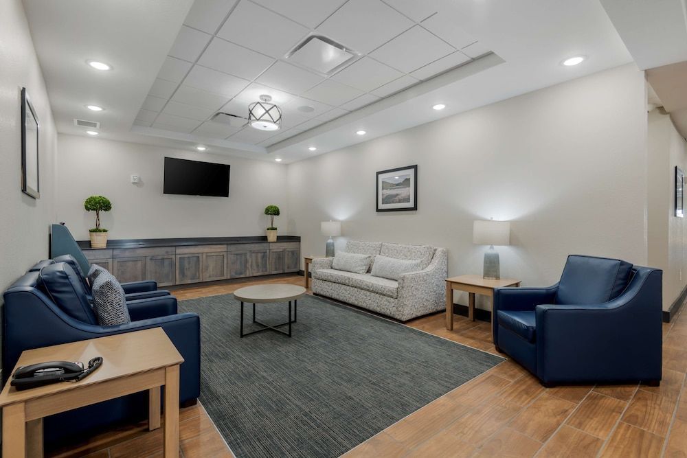Best Western Plus Rumford Falls 1