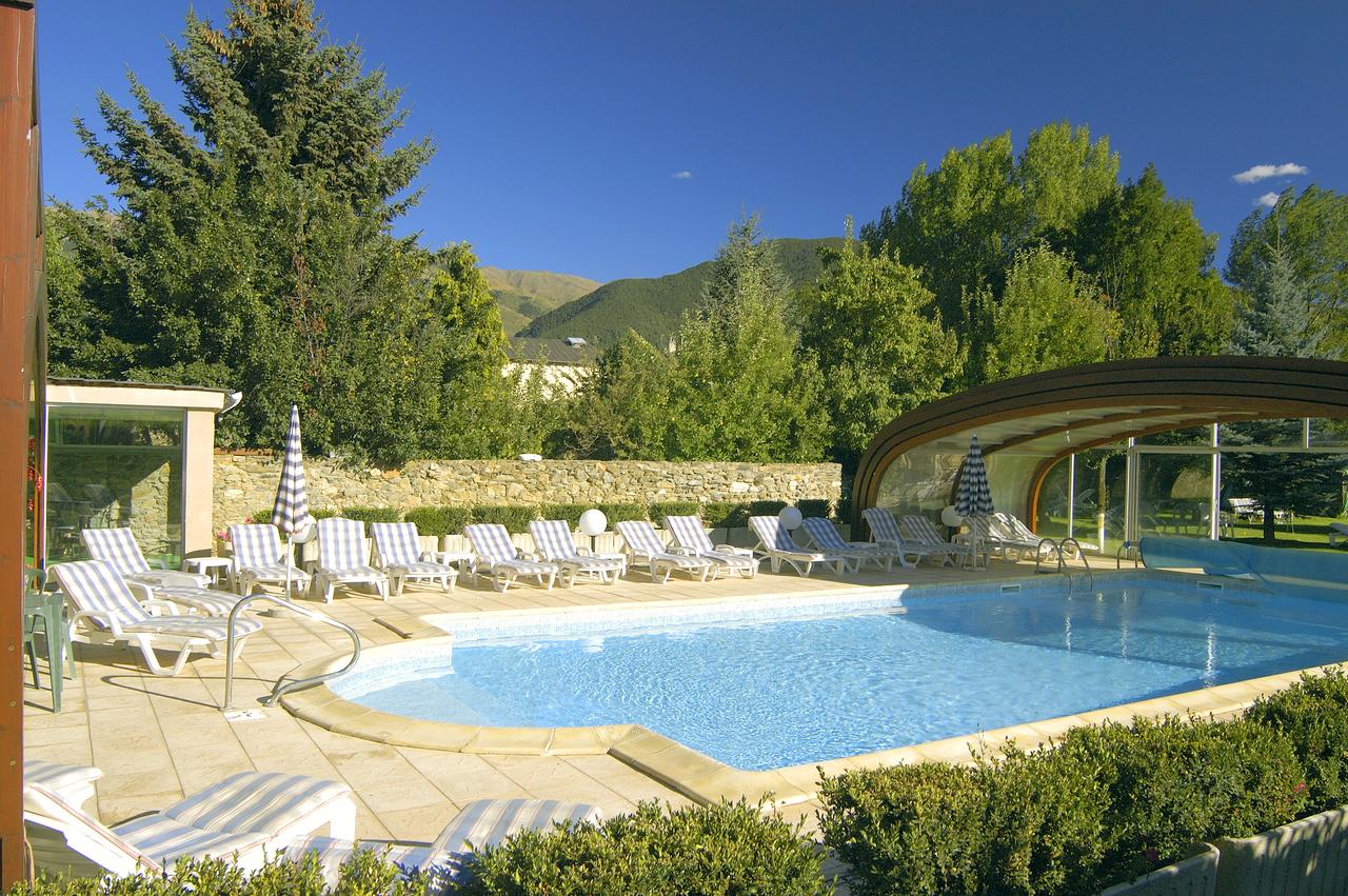 Logis Hotel Restaurant Planes 2