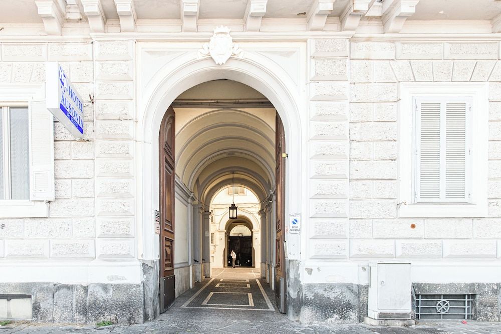 Lux Caracciolo 1
