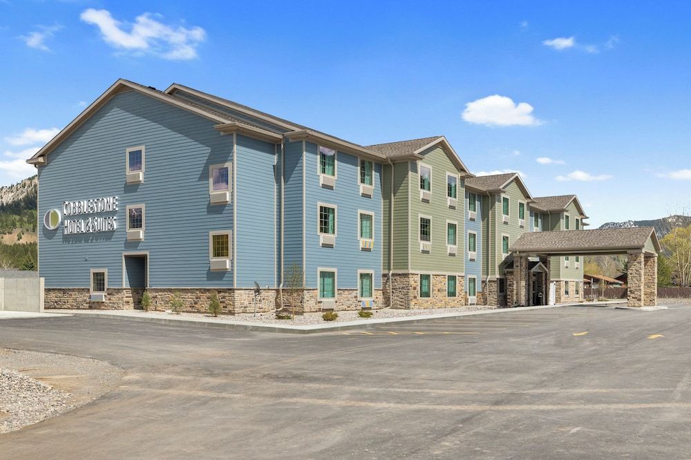 Cobblestone Hotel & Suites - Alpine 1