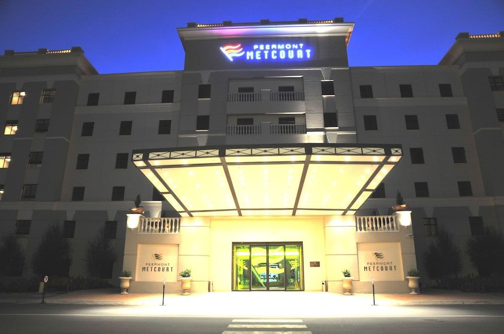 Peermont Metcourt at Emperors Palace 1