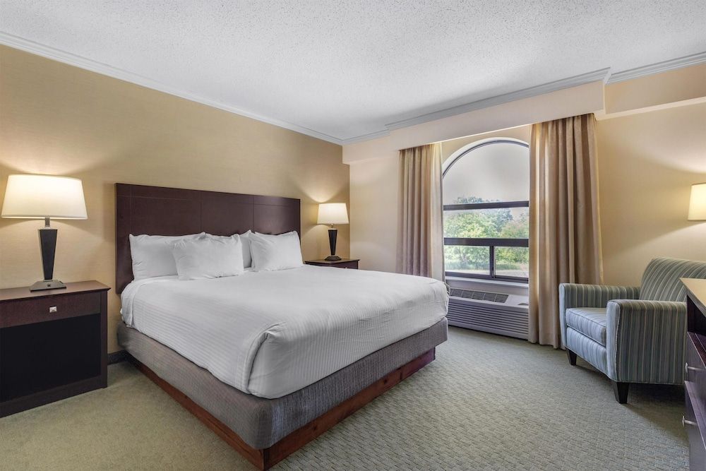 Best Western Davison Inn 1
