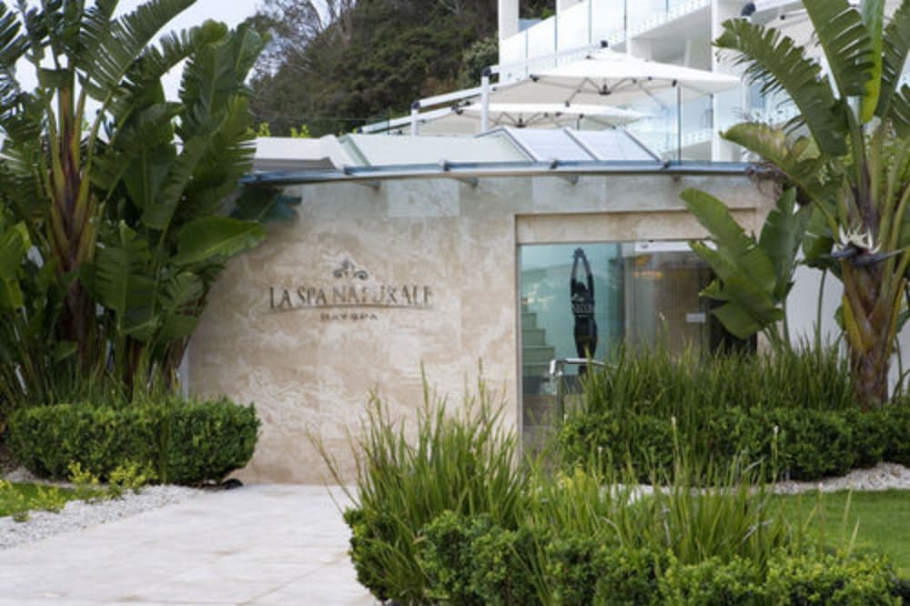 Paihia Beach Resort & Spa Hotel 2