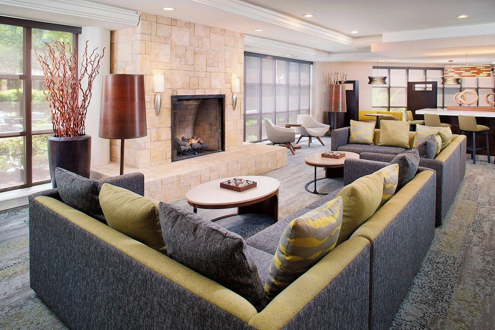 Courtyard by Marriott Ann Arbor 1