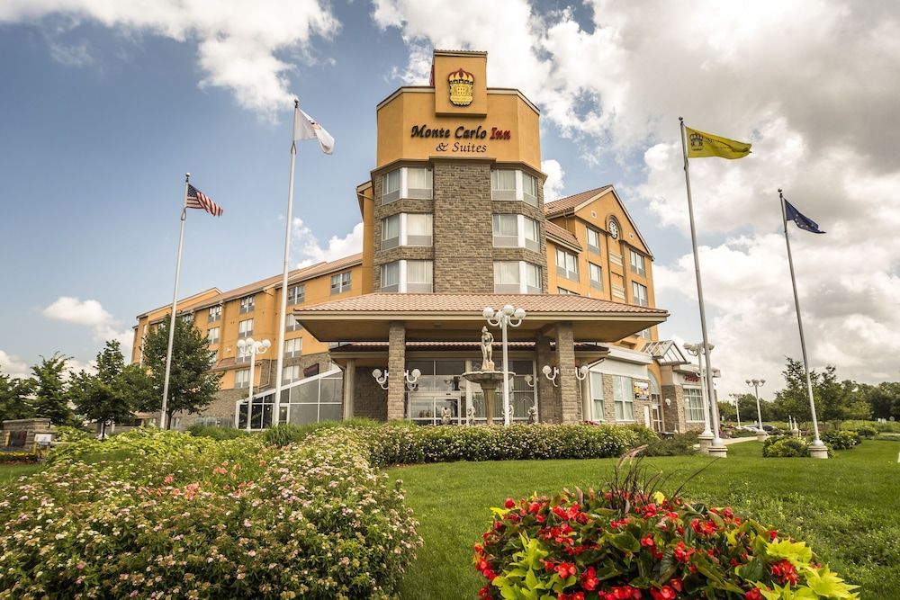 Monte Carlo Inn & Suites Downtown Markham 1