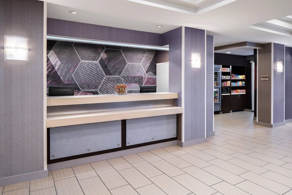 SpringHill Suites Houston Hobby Airport 2