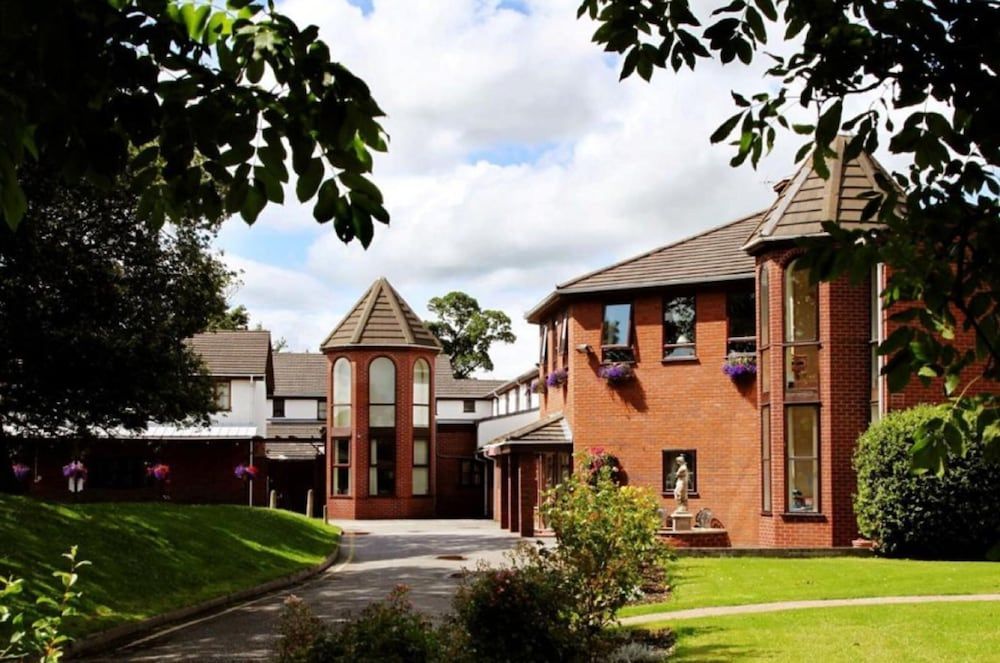 Beaufort Park Hotel 1