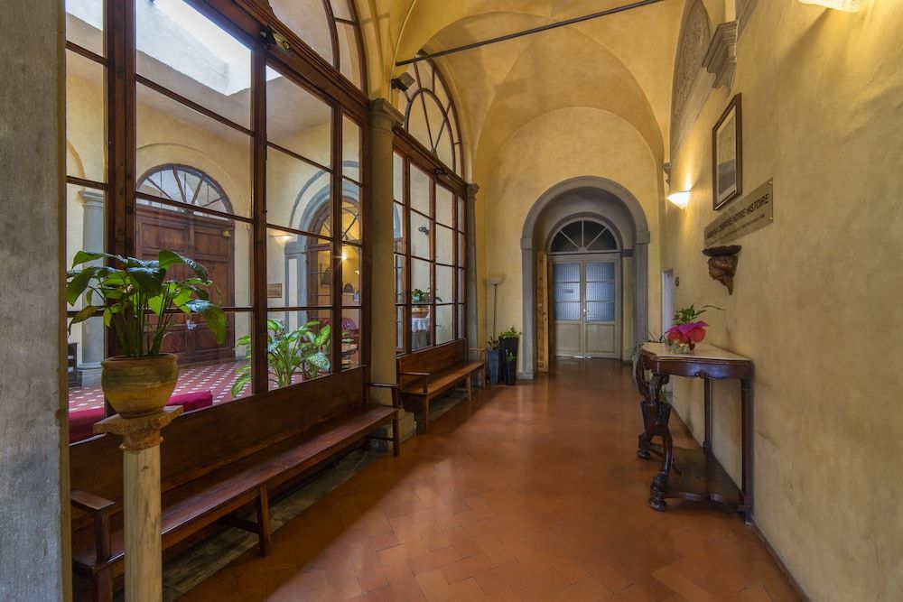 Casa Santo Nome di Gesu 2