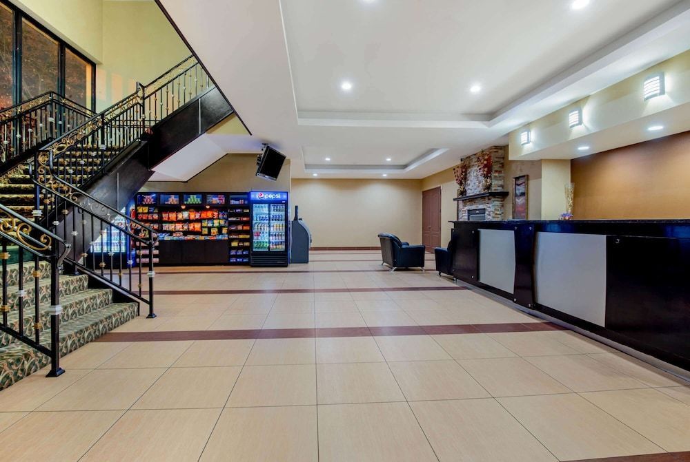 La Quinta Inn by Wyndham West Long Branch NJ Shore Area 1