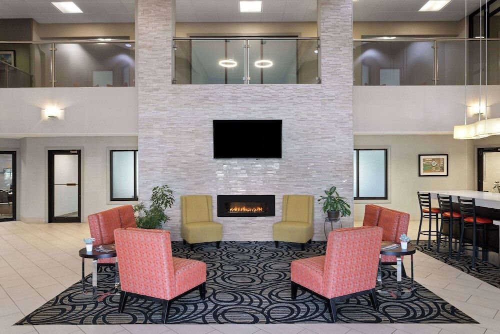 La Quinta by Wyndham Kokomo 1
