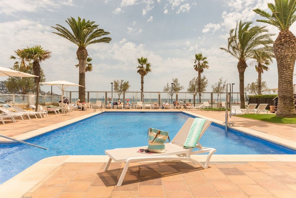 Hotel Monterrey Roses by Pierre & Vacances 1