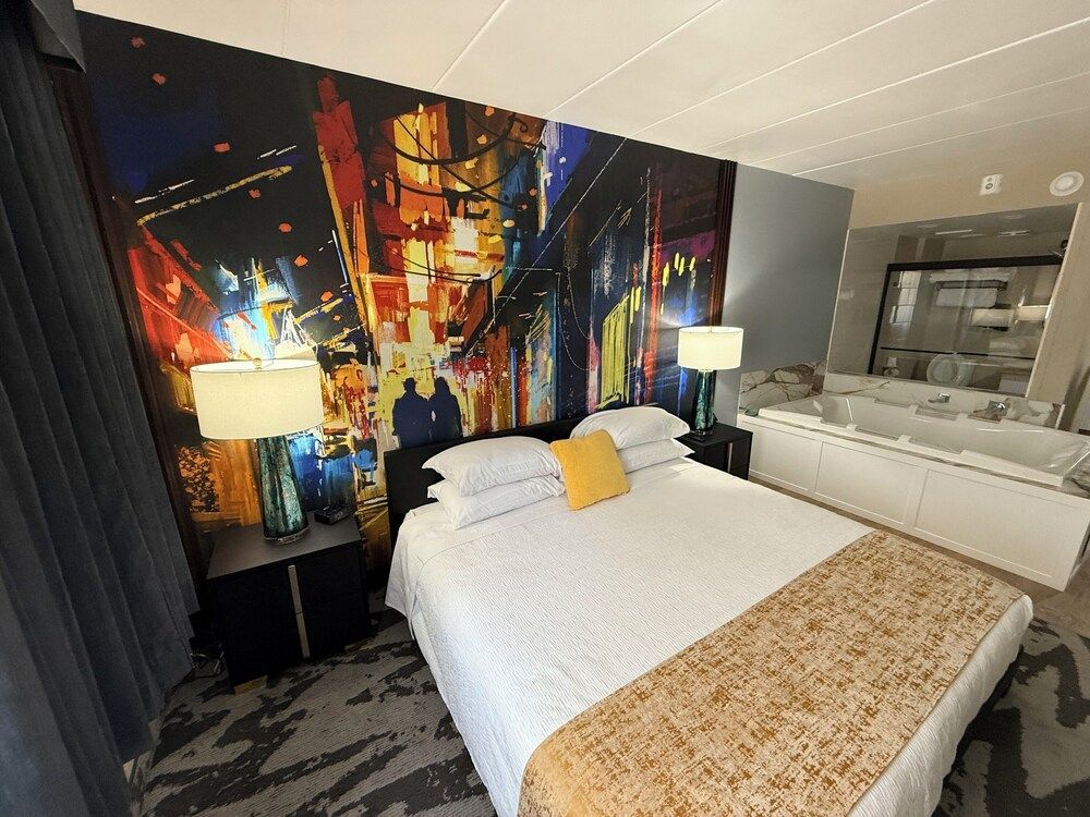 Lighthouse Inn & Suites 1