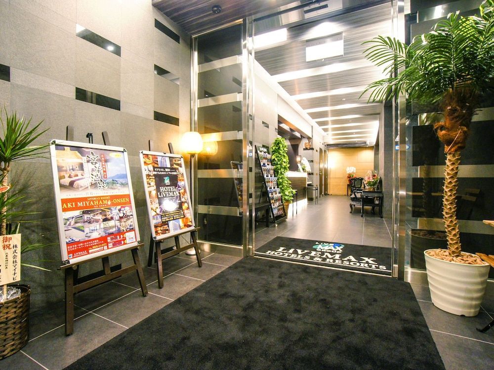 HOTEL LiVEMAX Yokohama Motomachi Ekimae 2