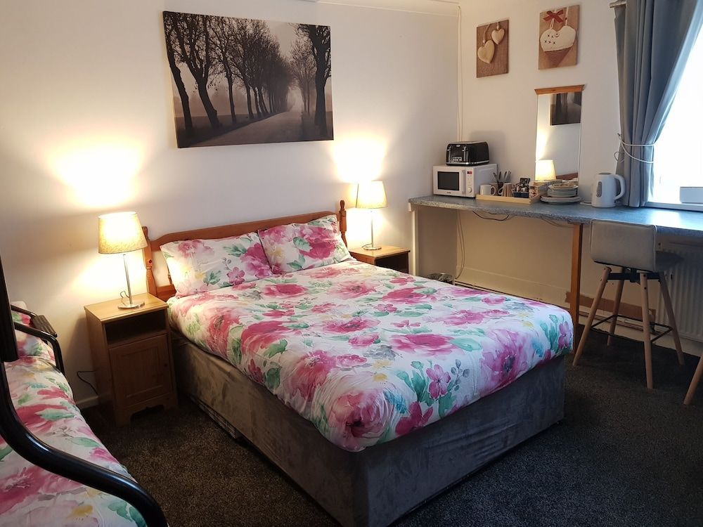 Chelford Guesthouse 1