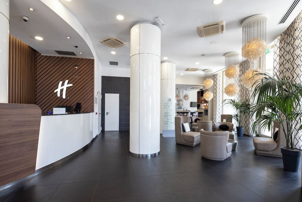 CHC Business Residence 2