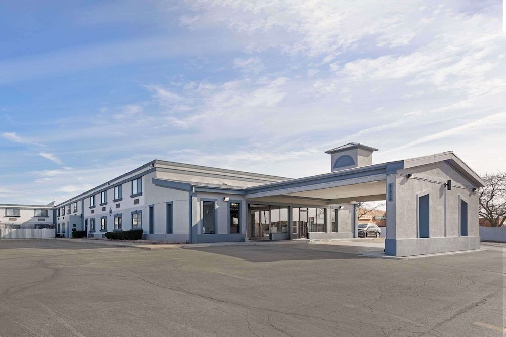 Quality Inn & Suites Bloomington University Area 1