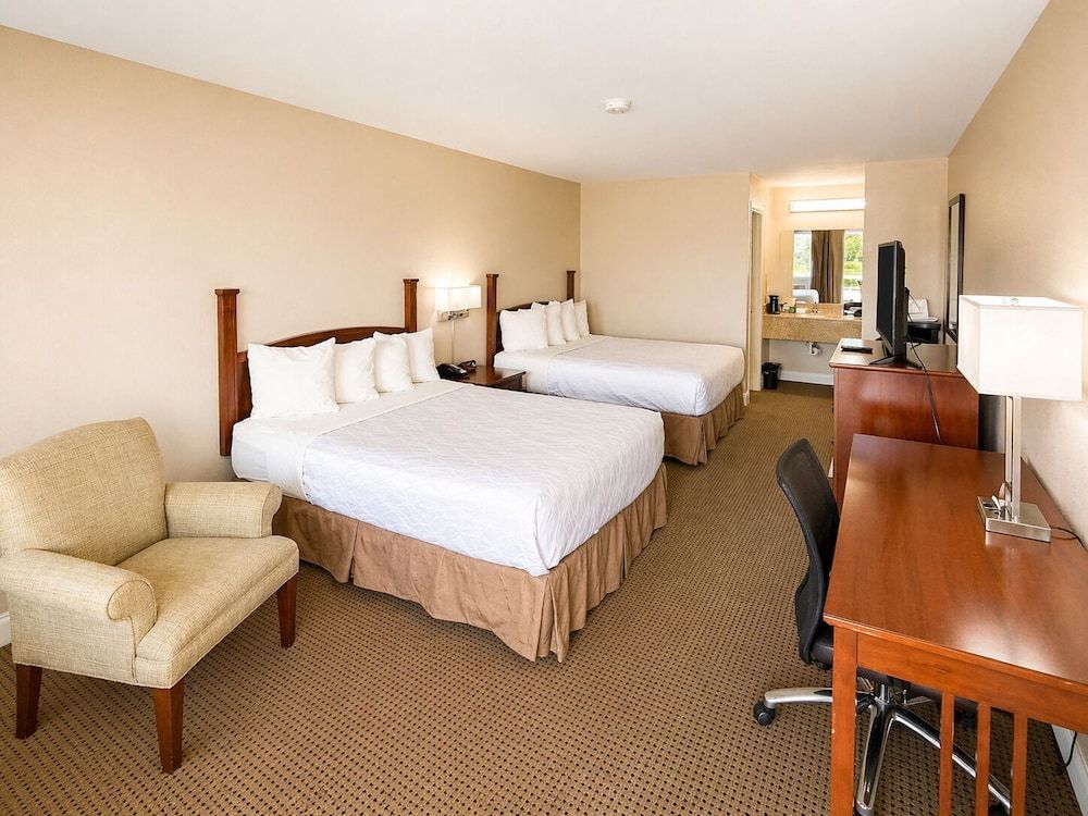 Americas Best Value Inn & Suites Sonora 1