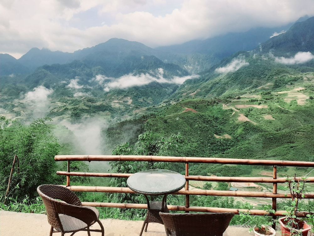 Valley View Homestay 1