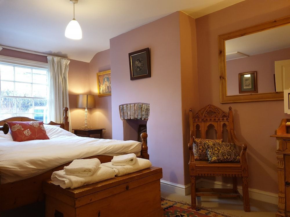7 Monk Bar Court 2