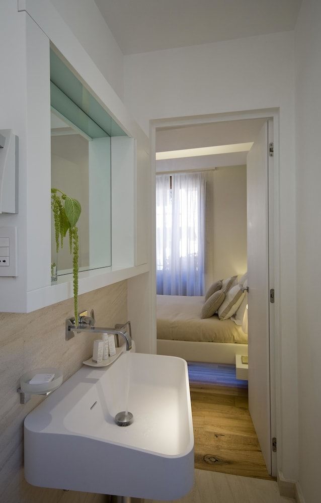 Gigli D'Oro Suite 2