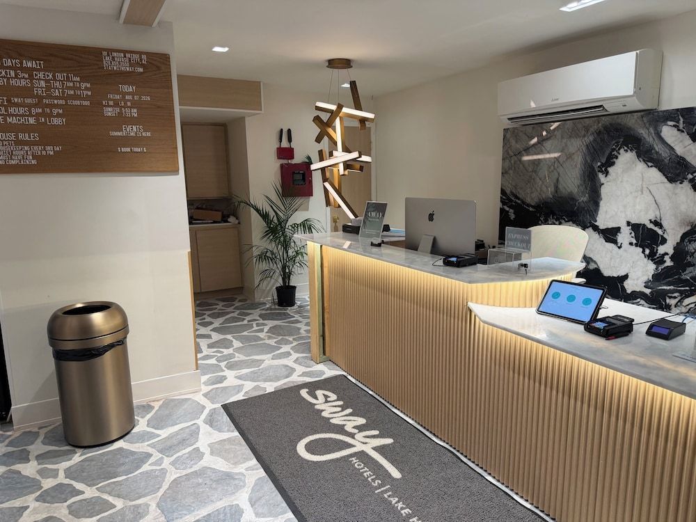 Sway Hotel Lake Havasu 2