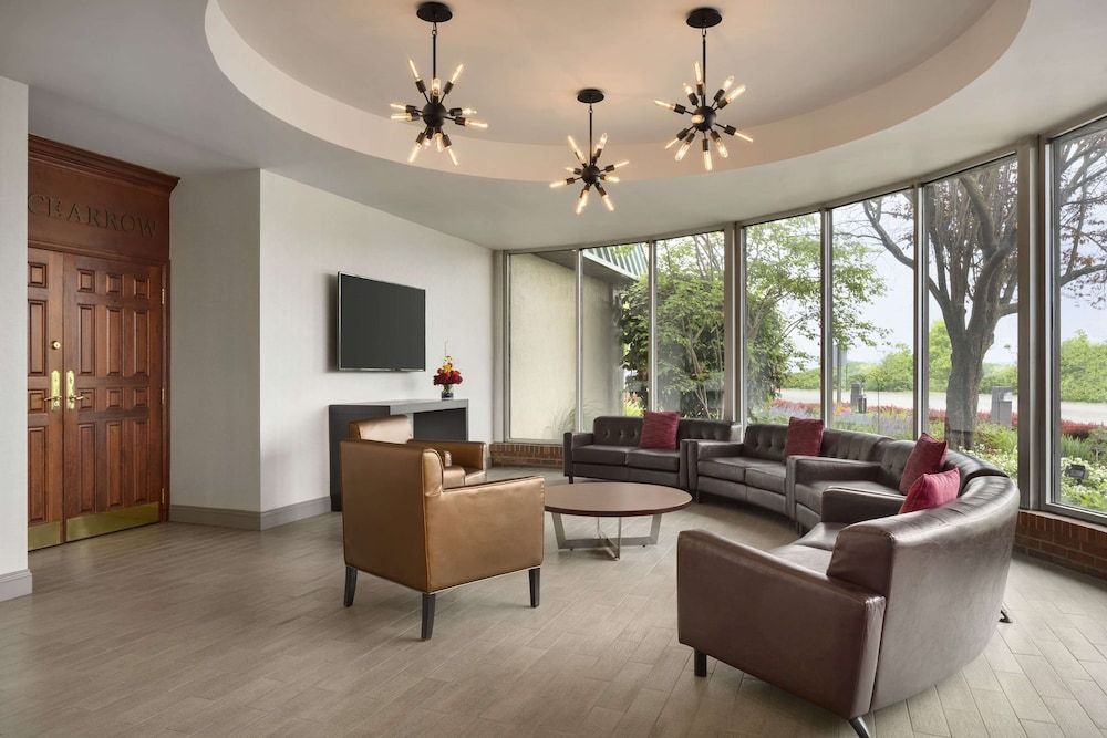 Ramada by Wyndham Beaver Falls 1