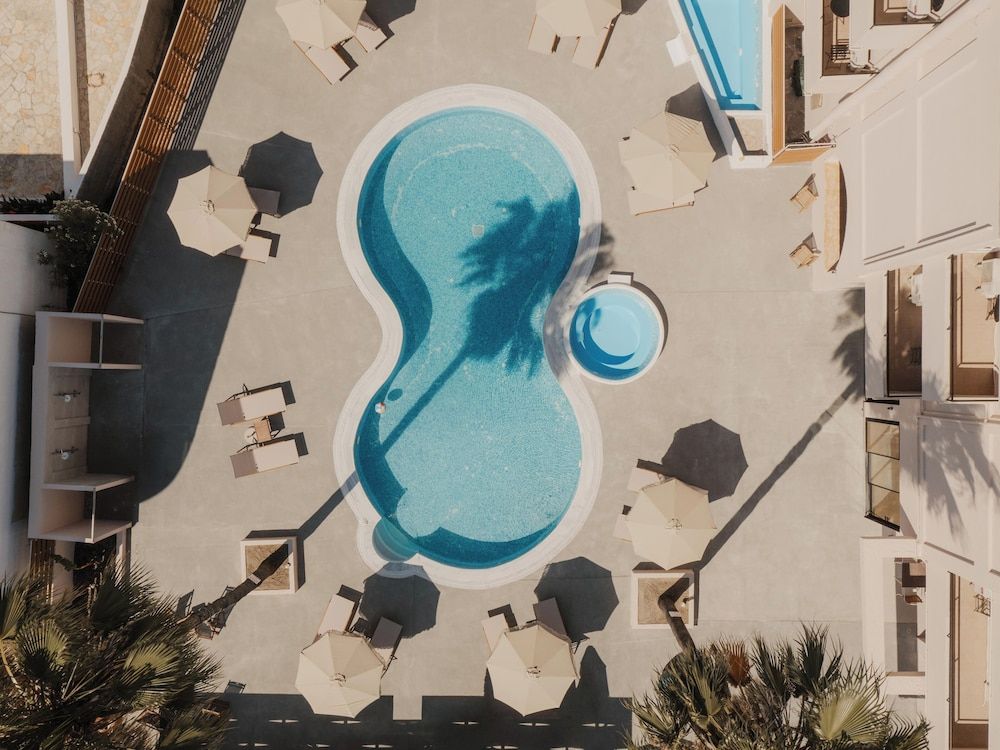 Cavo Notos Beach Hotel 1