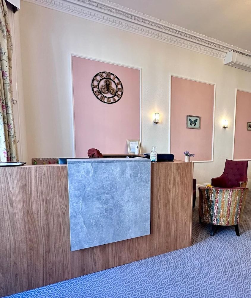 Acacia Hotel 2