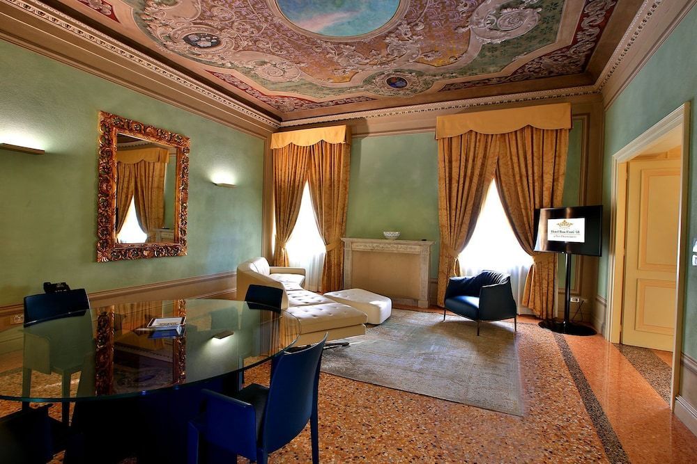 Hotel Rua Frati 48 in San Francesco 1