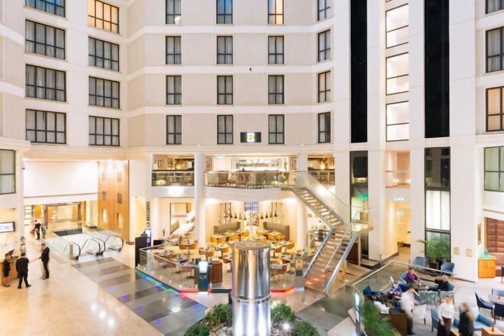 Sofitel London Gatwick 1