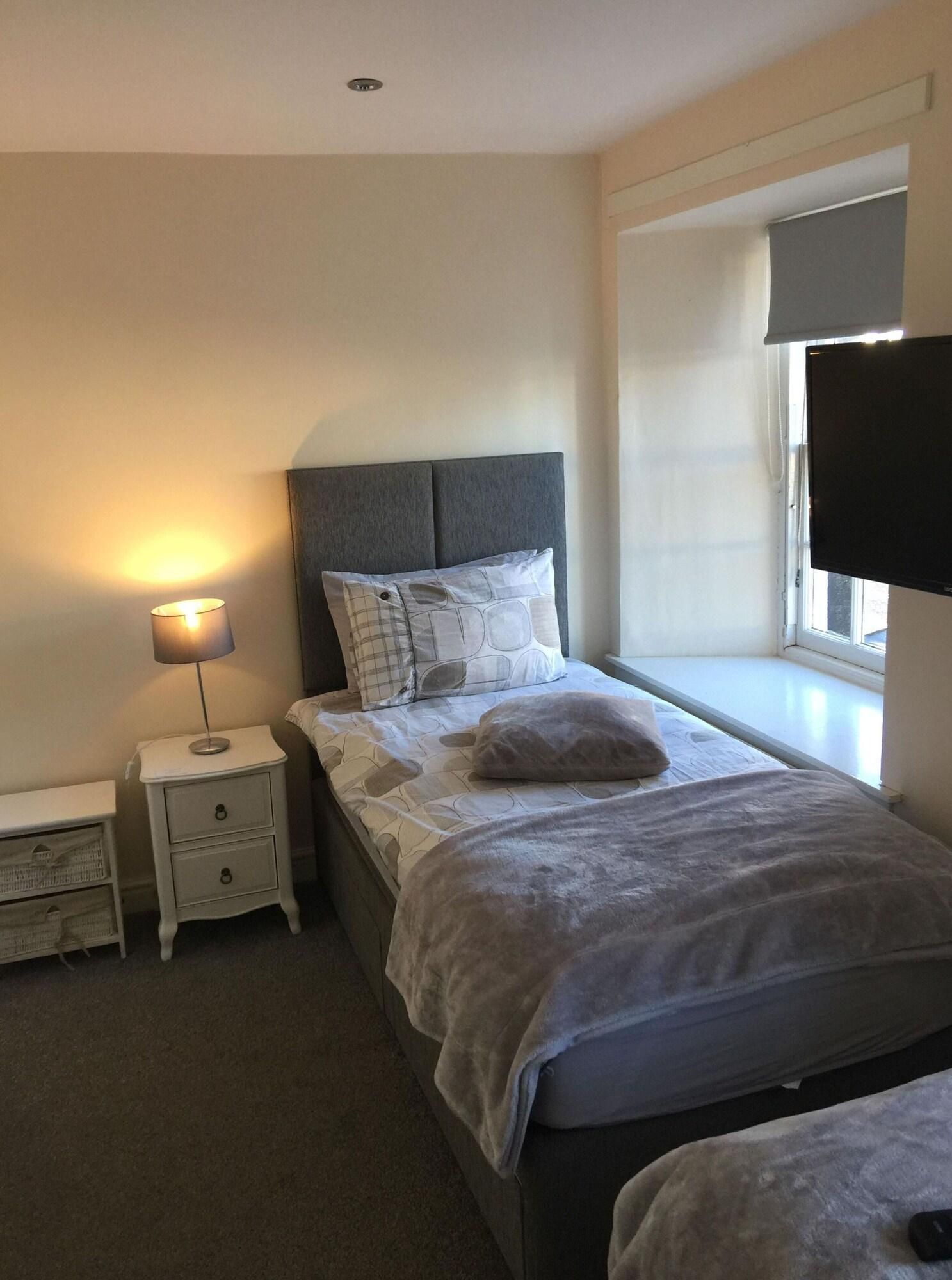 Black Bull with Rooms-Upper 1