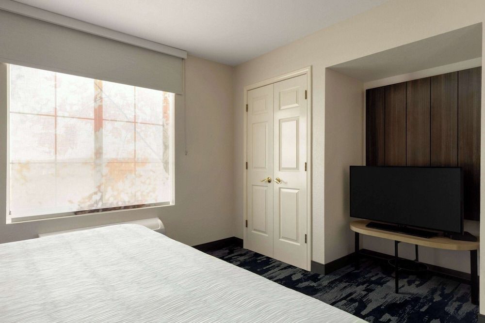 Fairfield by Marriott Inn & Suites Austin Southwest 2