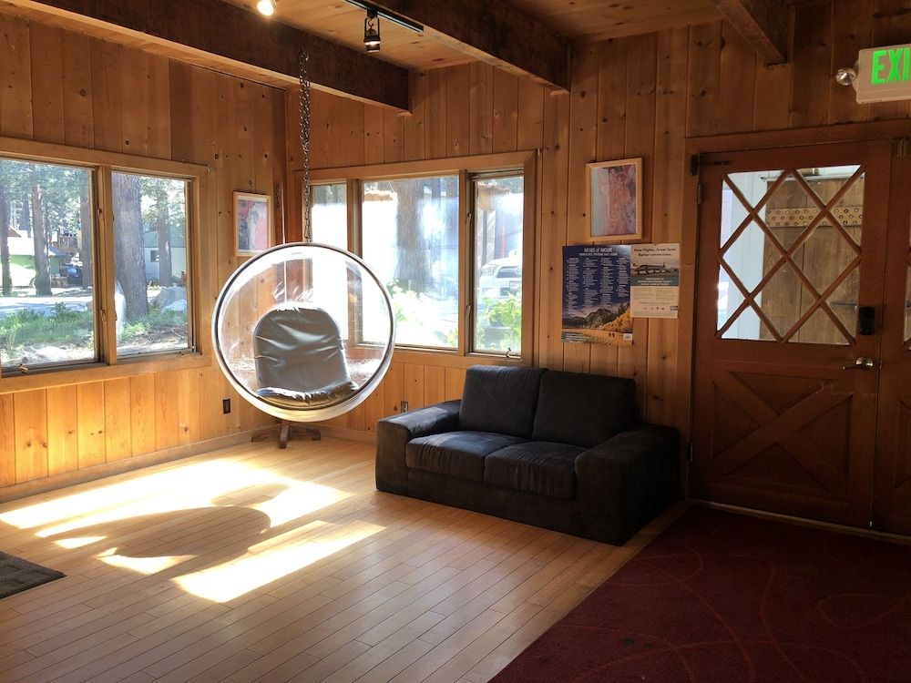 The Mammoth Inn 2