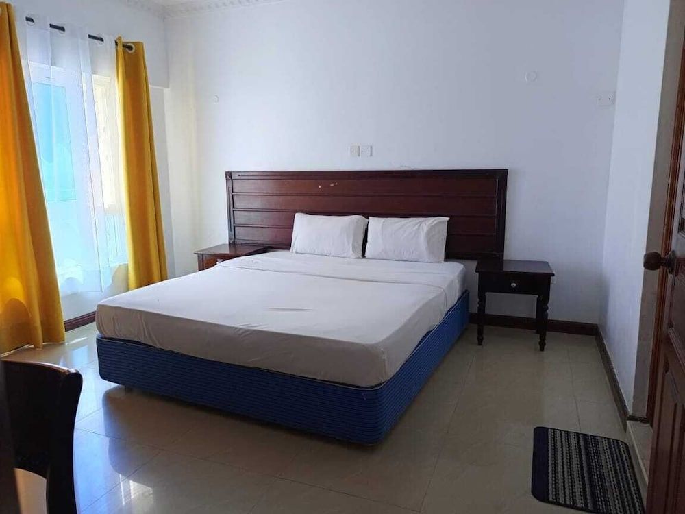 Sunrise Resort Apartments 1