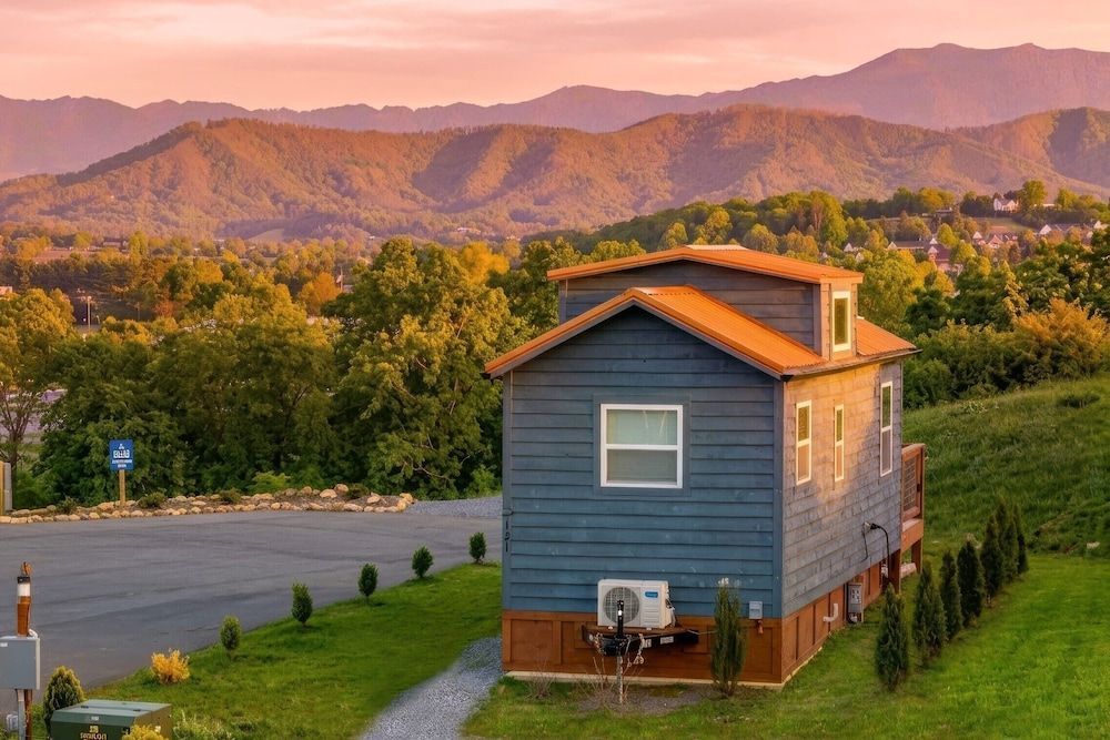 Sojourn Lodging 1