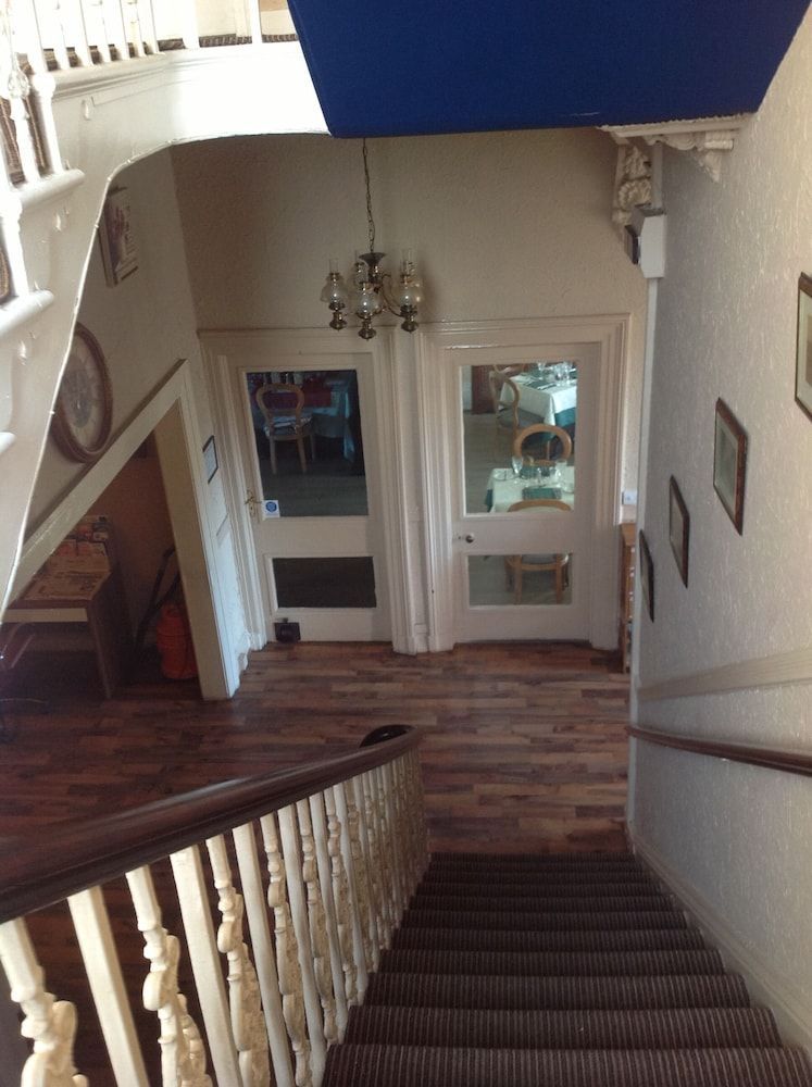 Balmoral Lodge Hotel 2