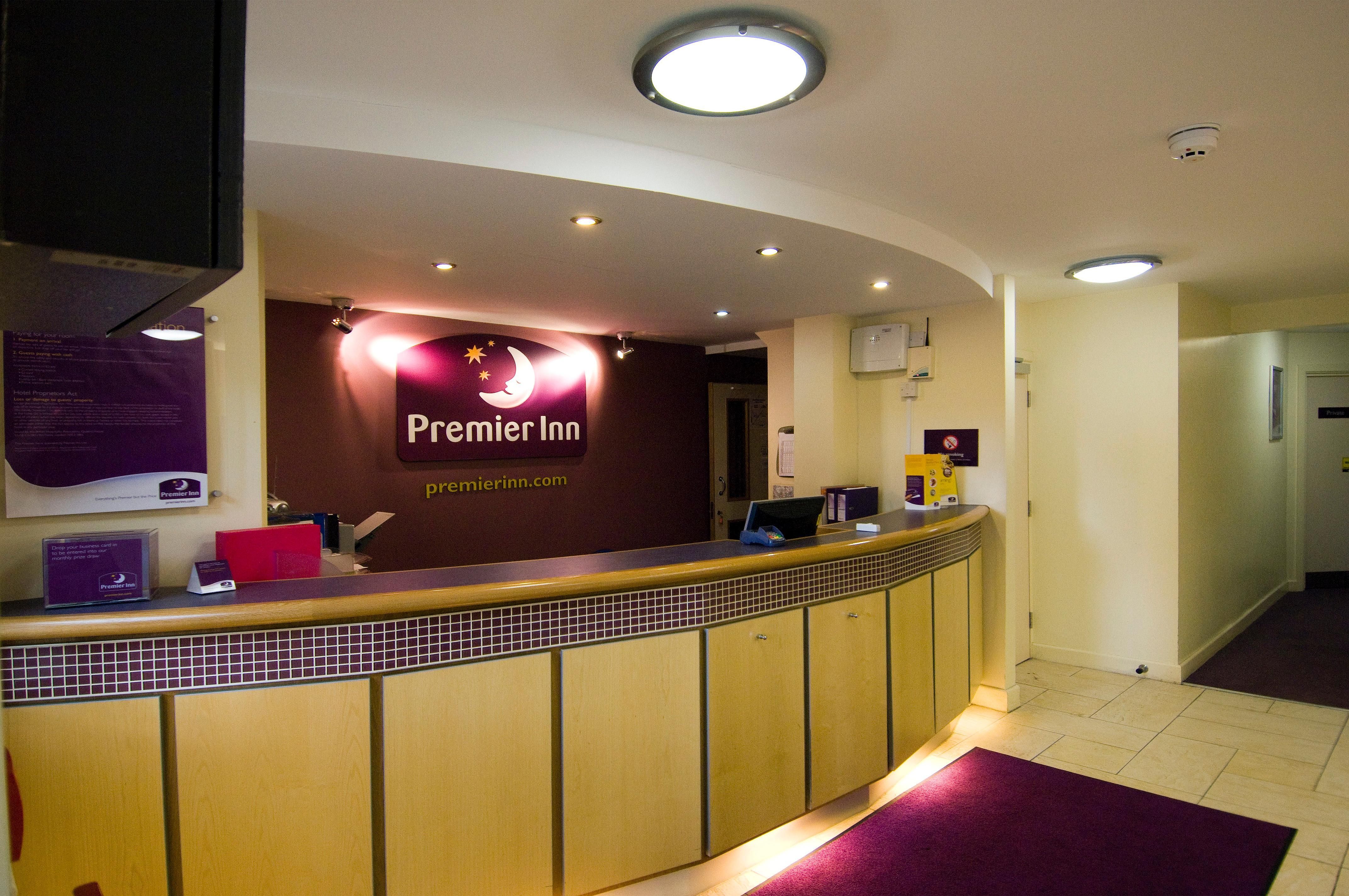 Premier Inn Manchester Altrincham 2
