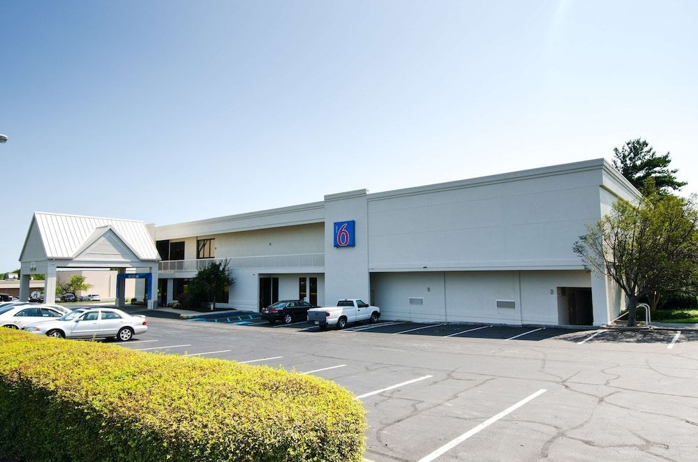Motel 6-Frederick, MD - Fort Detrick 1