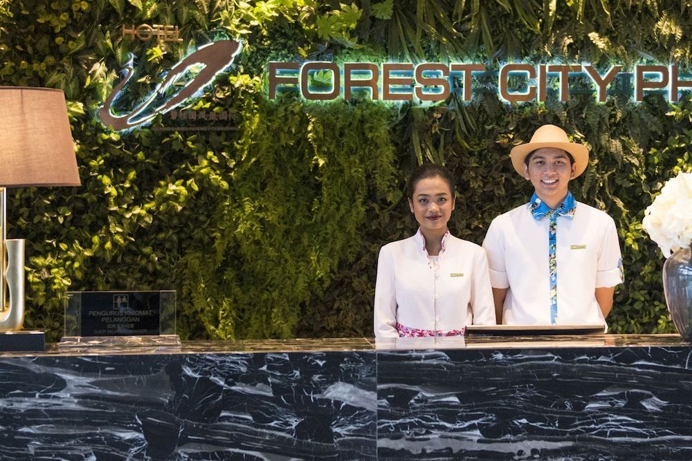 Forest City Marina Hotel 2