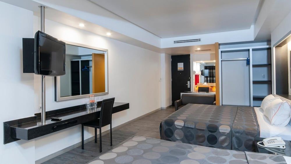 Hotel Harare 1