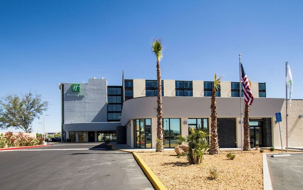 Holiday Inn VICTORVILLE by IHG 1