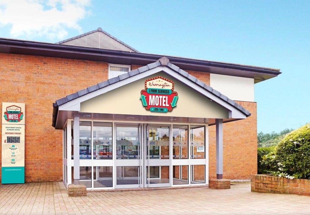 Warrington Motel, J20 M6 Lymm Services 1