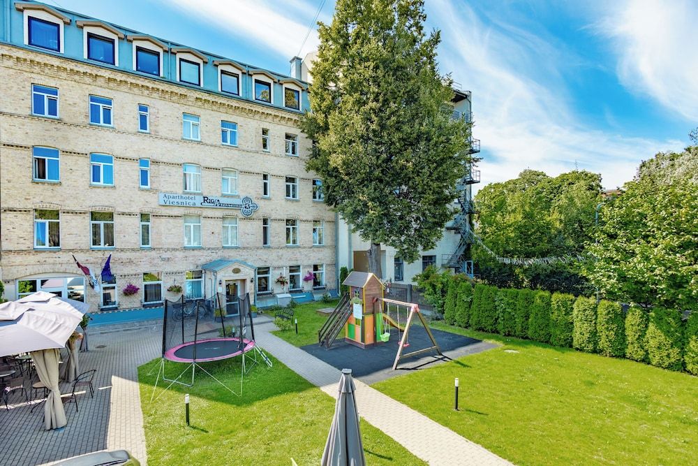 RigaApartment SoNaDA Self Check-in Aparthotel, Center, Private Parking 1