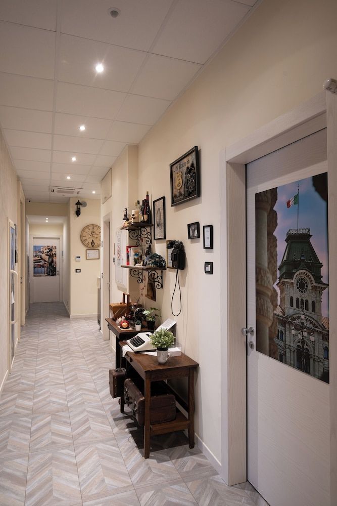 Rooms Boutique Carducci 2
