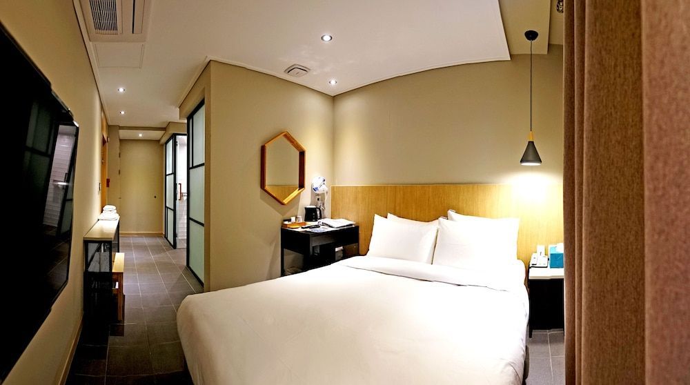 Hotel Millhaus Shinchon 2