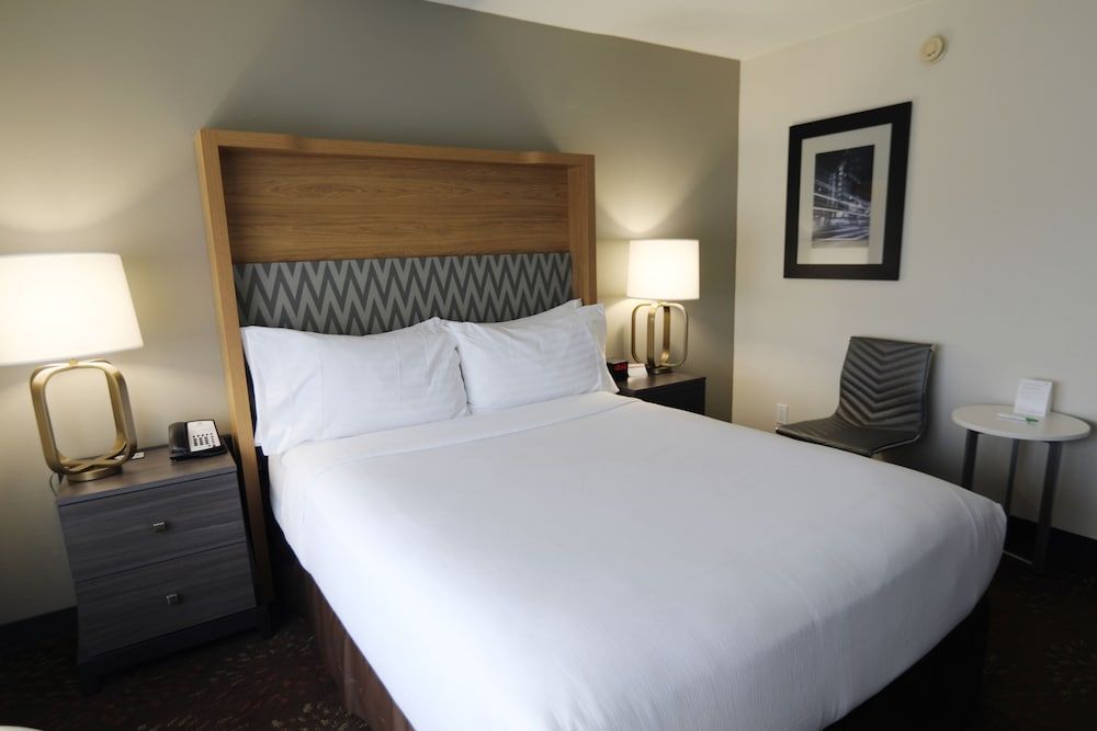 Holiday Inn CHICAGO O'HARE AREA by IHG 2