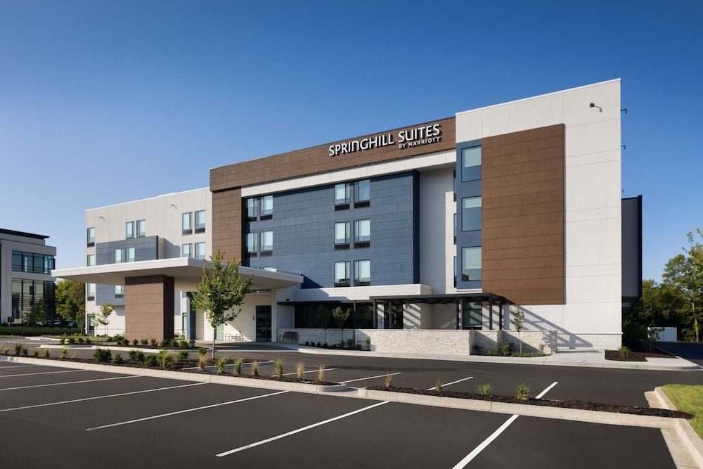 SpringHill Suites by Marriott Bowling Green 1