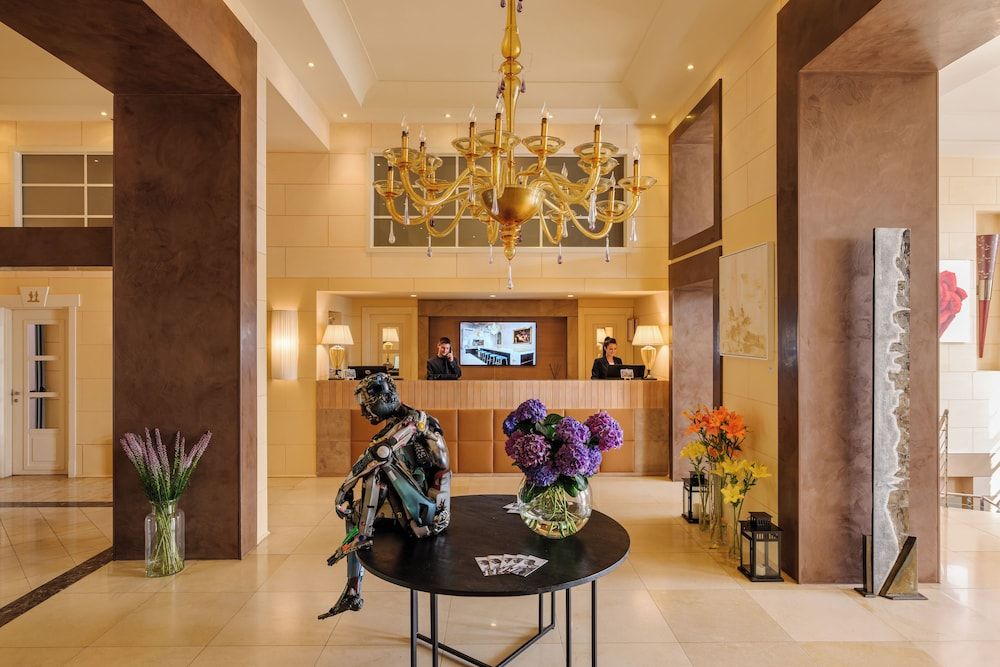 Grand Hotel Bristol Spa Resort, by R Collection Hotels 2
