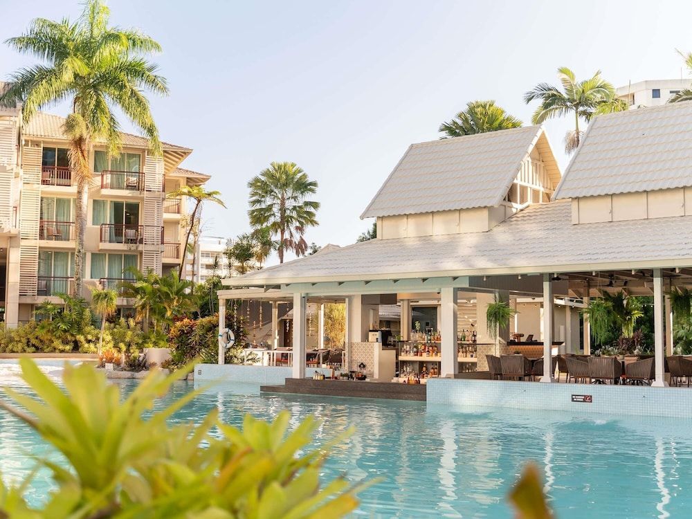 Novotel Cairns Oasis Resort 1